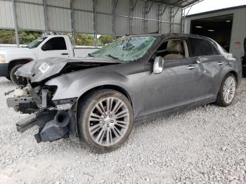  Salvage Chrysler 300