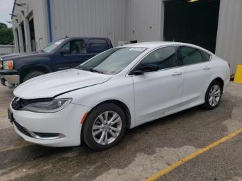  Salvage Chrysler 200