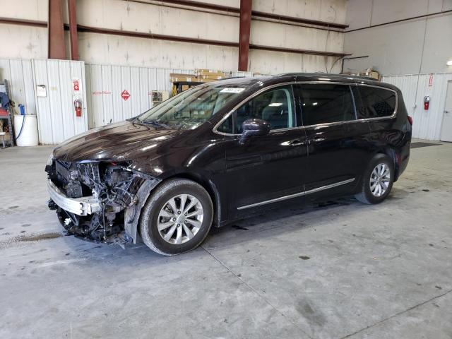  Salvage Chrysler Pacifica