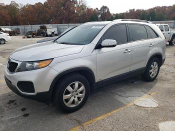  Salvage Kia Sorento