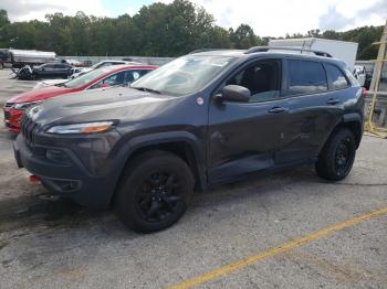  Salvage Jeep Cherokee