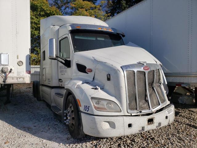  Salvage Peterbilt 579