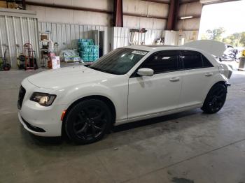  Salvage Chrysler 300