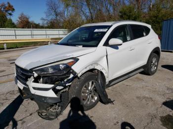  Salvage Hyundai TUCSON