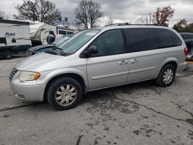  Salvage Chrysler Minivan