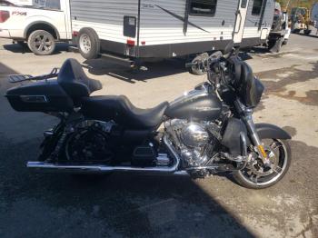  Salvage Harley-Davidson Fl