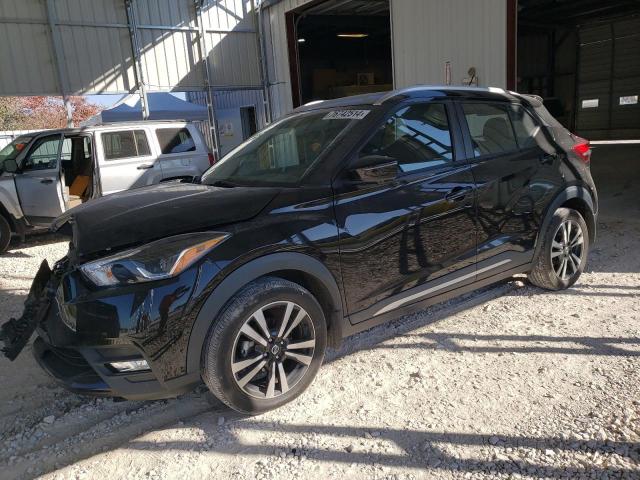  Salvage Nissan Kicks