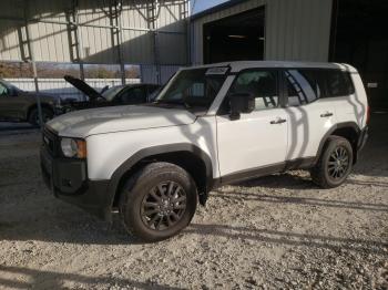  Salvage Toyota Land Cruis