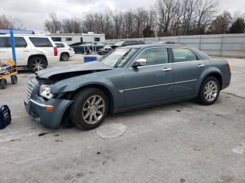  Salvage Chrysler 300