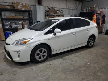  Salvage Toyota Prius