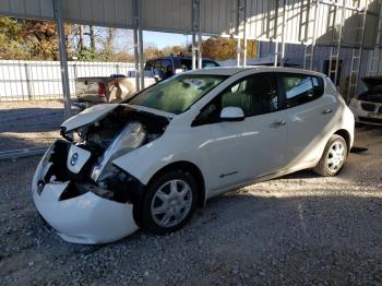  Salvage Nissan LEAF