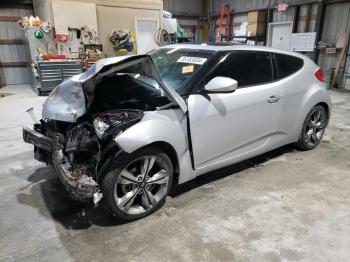  Salvage Hyundai VELOSTER