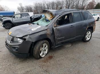  Salvage Jeep Compass