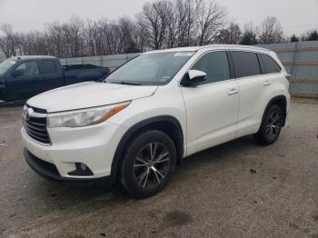  Salvage Toyota Highlander