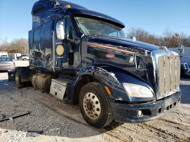  Salvage Peterbilt 587