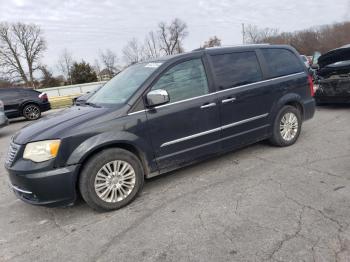  Salvage Chrysler Minivan