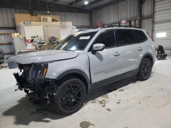  Salvage Kia Telluride