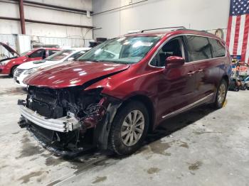  Salvage Chrysler Pacifica