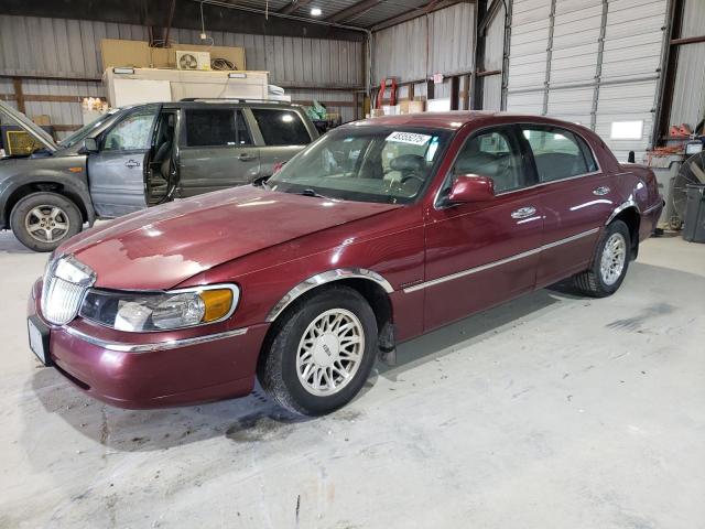  Salvage Lincoln Towncar