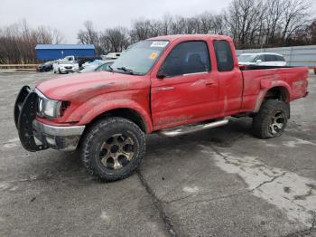  Salvage Toyota Tacoma