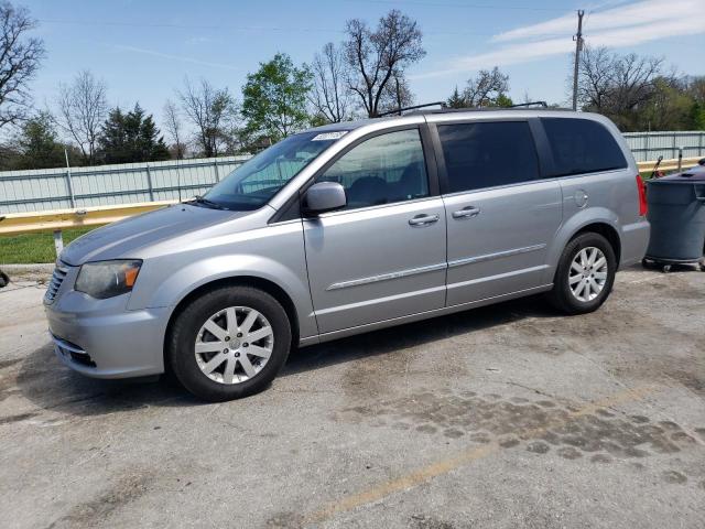  Salvage Chrysler Minivan