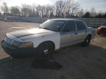  Salvage Ford Crown Vic