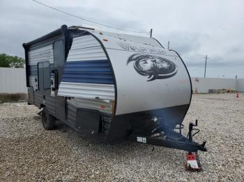  Salvage Frrv Trvltrlr