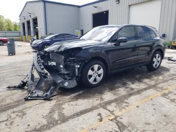  Salvage Porsche Cayenne