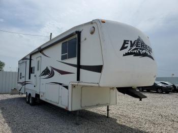  Salvage Kyrv Trailer
