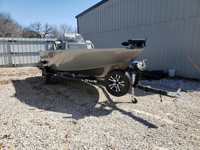  Salvage Lowe Boat