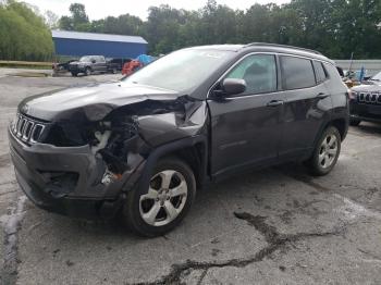  Salvage Jeep Compass