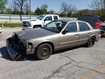  Salvage Ford Crown Vic