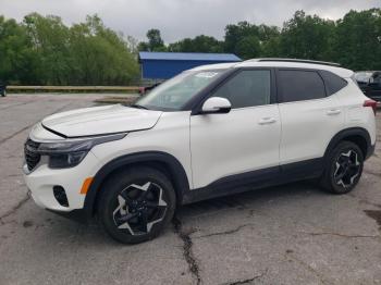  Salvage Kia Seltos