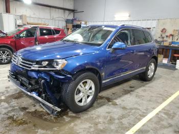  Salvage Volkswagen Touareg