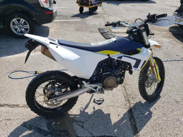 Salvage Husqvarna Motorcycle