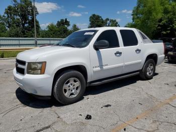  Salvage Chevrolet Avalanche