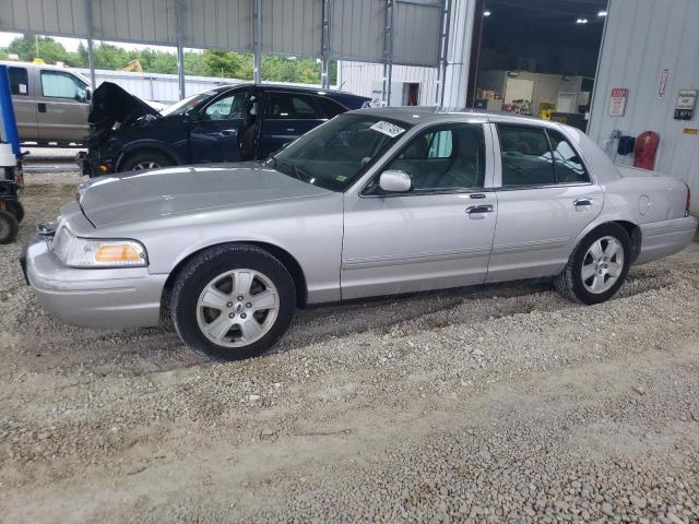 Salvage Ford Crown Vic