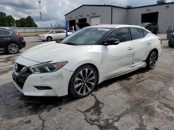  Salvage Nissan Maxima