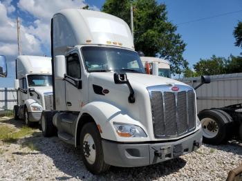  Salvage Peterbilt Tractor 579