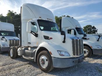  Salvage Peterbilt Tractor 579