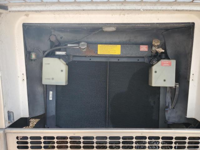 Fleetwood Discovery X Line Motor Home Image 6