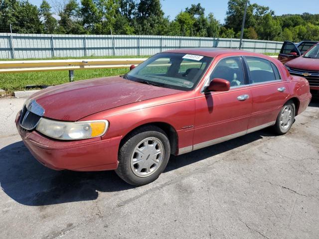  Salvage Lincoln Towncar