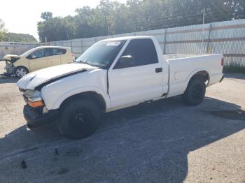  Salvage Chevrolet S-10