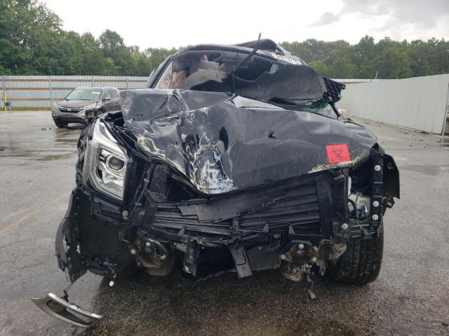 GMC Yukon Denali Image 2