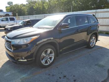  Salvage Toyota Highlander