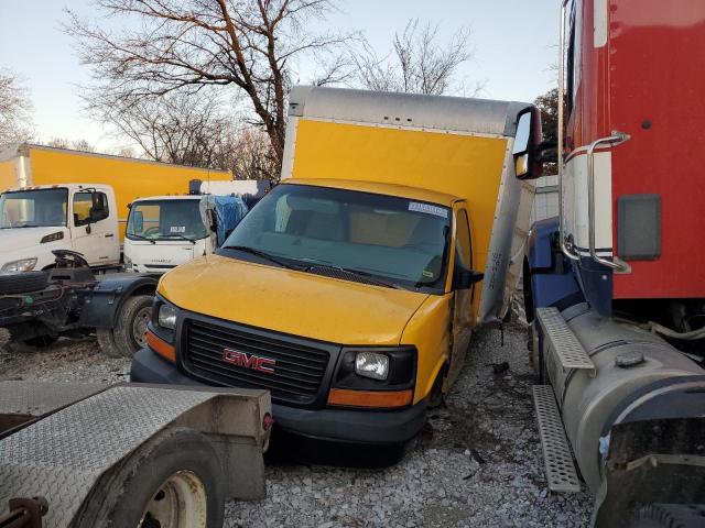 GMC Savana Cutaway G3500 Image 8