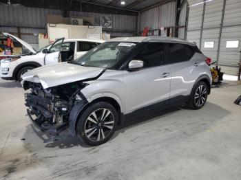  Salvage Nissan Kicks