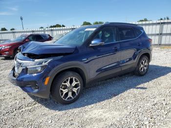 Salvage Kia Seltos