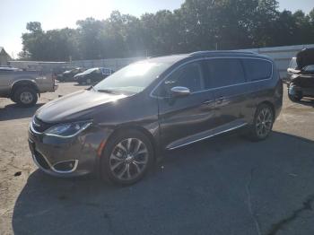  Salvage Chrysler Pacifica