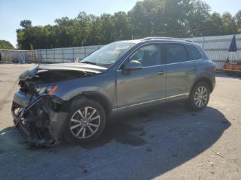  Salvage Volkswagen Touareg